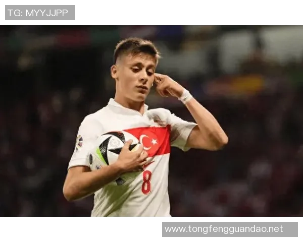 足球新星库尔特展现非凡实力成就未来之星推动球队再创辉煌